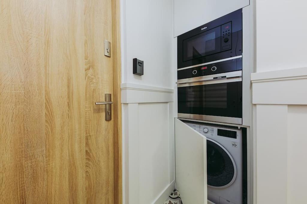 Lux Apartament W Centrum, Plac Konstytucji, Klimatyzacja, Widokowy Leilighet Warszawa Eksteriør bilde